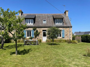 Charmante maison 3* près de la plage, jardin privé, WiFi, idéale pour découvrir la Côte de Granit Rose - FR-1-542-59